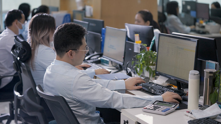 Office Environment 5